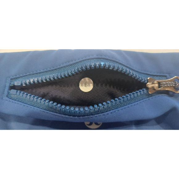 Lululemon Crop Women's Leggings Size 6‎ Navy Mid Rise Pocket Logo - Picture 11 of 12